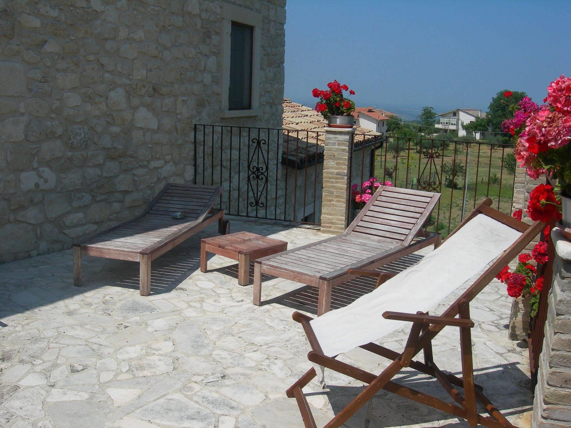Agriturismo Borgo San Martino Abbateggio Εξωτερικό φωτογραφία