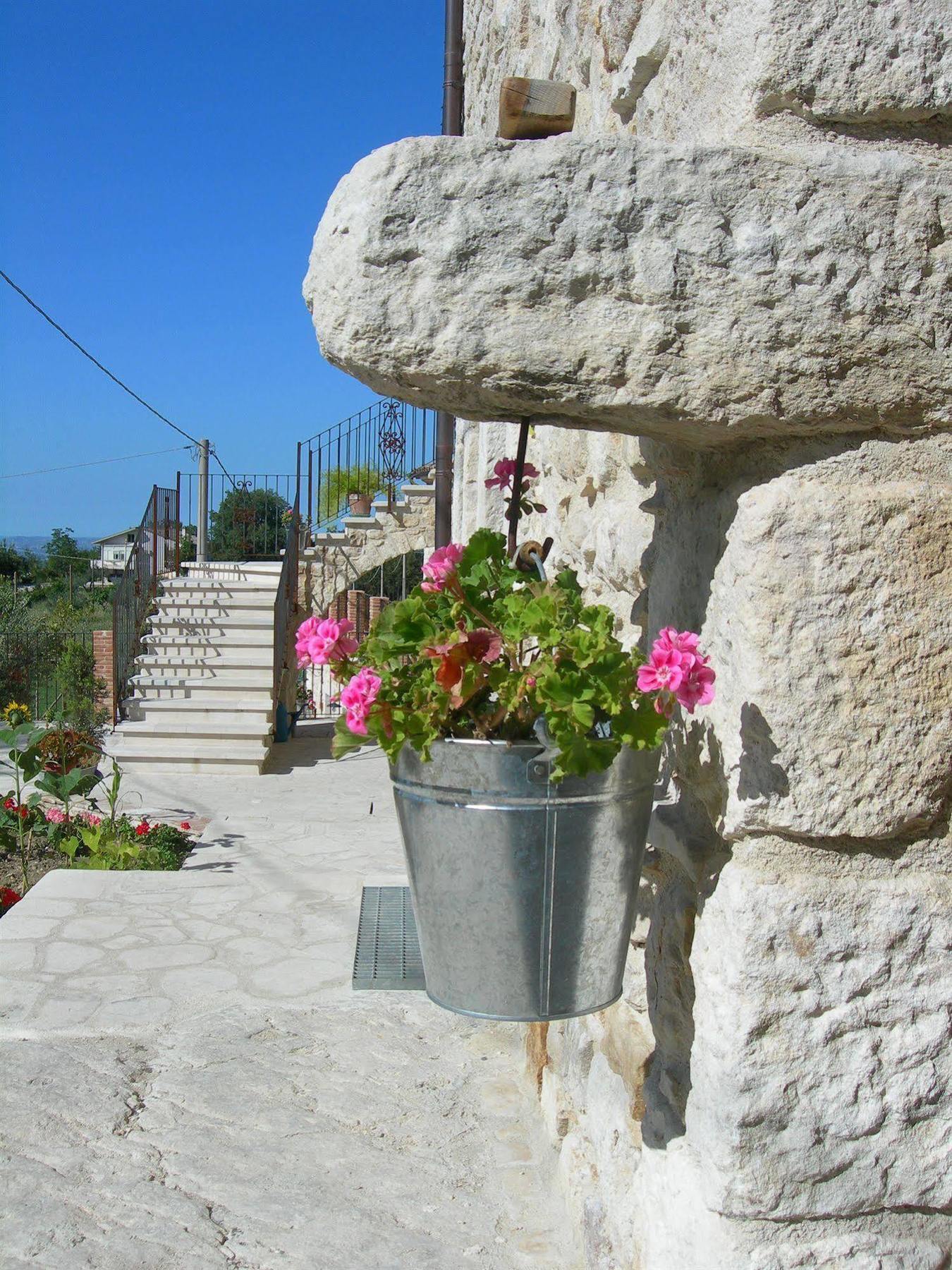 Agriturismo Borgo San Martino Abbateggio Εξωτερικό φωτογραφία